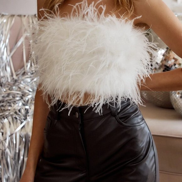 Chanel White Faux Feather Top NWT - Picture 1 of 6